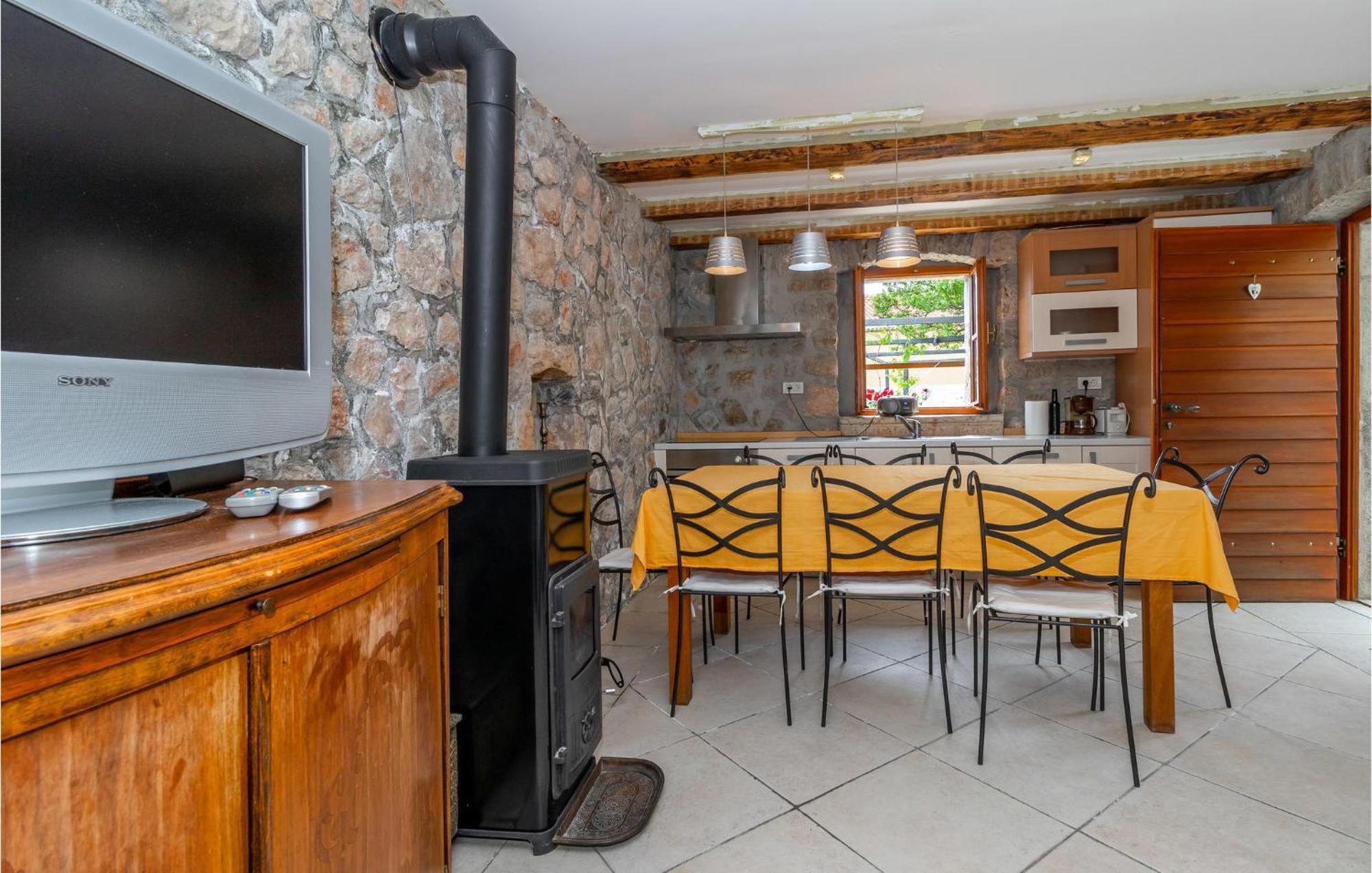 Stunning Home In Bribir With Wifi Exterior foto